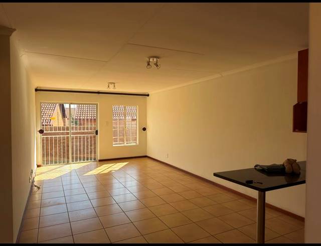 2 BEDROOM PROPERTY TO RENT IN THE REEDS